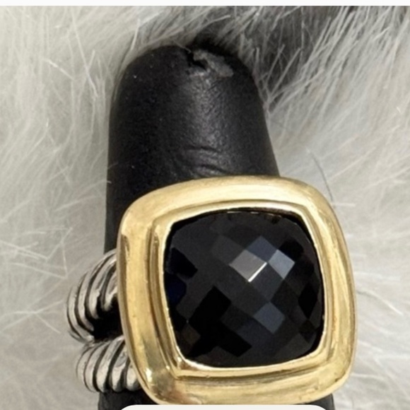 Ring - Picture 1 of 1